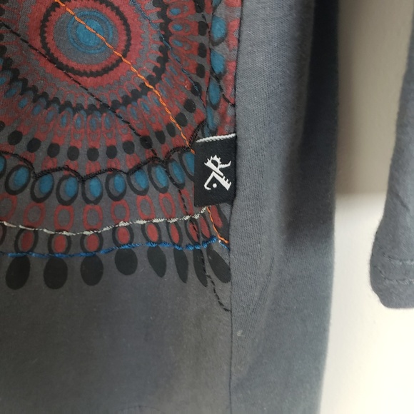 Leopards and Roses gray and multi color tunic A6 - Picture 6 of 7